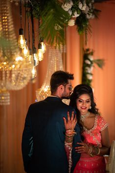 Wedding photography concept with royal stage decoration. Couple Pose For Reception, Reception Stage Couple Poses, Reception Poses Indian, Couple Stage Poses, Wedding Couple Poses On Stage, Indian Reception Poses, Wedding Reception Poses Indian, Reception Couple Photos, Traditional Couple Poses Indian