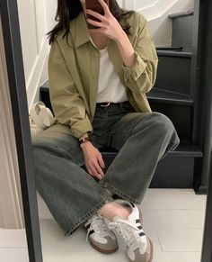 대학생 스타일, Simple Casual Outfits, Casual College Outfits, Diy Vetement, Casual Day Outfits, Quick Outfits, Tomboy Outfits