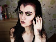 Neutral Makeup Look, Female Werewolves, Werewolf Costume, Monster Makeup, Horror Make-up, Special Fx Makeup, Horror Makeup