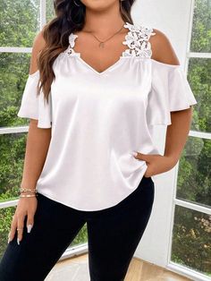 Plus Size Vacation, Off Shoulder Shirt, Plus Size Blouses, Off Shoulder, Solid Color, Plus Size, Lace