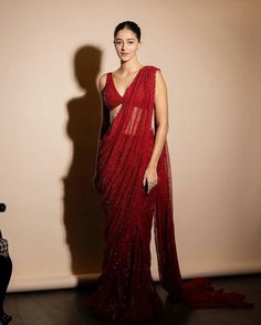 Red Sari, Diwali Outfits, Indian Sari Dress, Fashionable Saree Blouse Designs, Modern Saree, Fancy Sarees Party Wear, Saree Designs Party Wear, Indian Fashion Saree