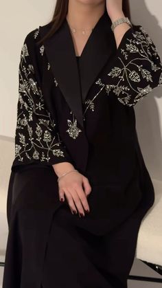 https://www.instagram.com/so_chic_abaya?igsh=MzkxdHlueXM4anJ5  Eid , abaya, abaya inspiration , 2024 Fancy Abaya Dubai, Abayas For Weddings, Modern Abaya Casual, Winter Abaya Outfits, Black Abaya Aesthetic, Unique Abaya Designs, Black Abaya Designs Dubai Style, Abaya Designs Latest Dubai, Chic Abaya