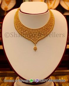 Woolen cloth, Woolen dress, long dress Indian Gold Necklace Designs, Gold Bridal Necklace, New Gold Jewellery Designs, Gold Jewelry Simple Necklace, Gold Necklace Indian Bridal Jewelry, Jewelry Set Design