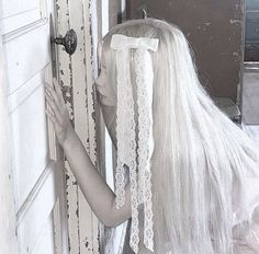 #scary #scarycoquette #gloomycoquette #coquette #cute #white #bows #ribbons Creepy Cute Aesthetic, After Earth, Charmmy Kitty, The Cardigans, Doll Aesthetic, Croquettes, Just Girly Things