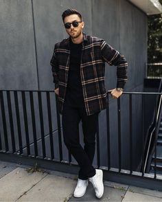 Best Winter Outfits Men, Winter Outfits Men Streetwear, Mens Fall Outfits, Mens Business Casual Outfits, Herren Style, Mens Casual Outfits Summer, Men Fashion Casual Shirts, Stylish Men Casual