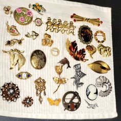 Lot Of 32 Vintage Pins / Brooches Kramer, Giovanni, Craft, Monet, Ajc, Pewter Signed By Artist, Miracle, Pat. Pend. With #, The Rest Are Unsigned. The One With The People Is A Mechanical One And It Has Moving Hearts In Their Chests. There Are No Missing Stones And All Are In Working Order They Are In Very Good Condition. Moving Hearts, Women Crafts, Pewter Color, Craft Jewelry, Vintage Pins, Jewelry Crafts, Brooch Pin, Brooches, The One