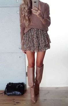 Comfortable Fall Outfits, Looks Country, Stil Boho, Dresses Casual Fall, Crazy Outfits, Mode Boho, Moda Chic, Skirts With Boots