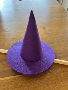 Small purple witch hat Purple Hats For Halloween Costume Party, Purple Halloween Costume Hat, Small Witch Hat, Purple Witch Hat, Purple Witch, Mini Hats, From Santa, Witch Hat, Santa Maria