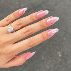 Strawberry Glazed Donut Nails Hailey Bieber's New Fave Mani Hailey Nails, Opalescent Nails, Donat Glaze, Bieber Nails, Donut Nails, Sheer Nails, Pink Chrome Nails