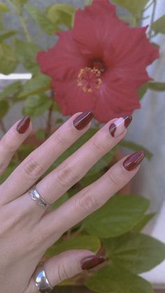 red nailart