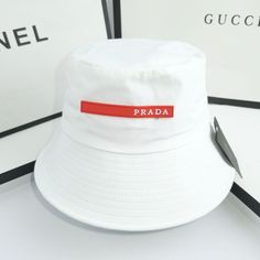 Bucket Hat, Prada, Gucci