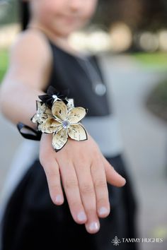 Origami Paper Flower Wrist Wrapped Corsage by DanasPaperFlowers, $15.00 Mother Of The Bride Accessories, Wrist Corsage Prom, Origami Wedding, Folding Origami, Corsage Prom, Prom Flowers, Flower Corsage, Corsage Wedding, Wrist Wrap