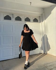 Graduation Dress Midsize, Mid Size Summer Fashion, Chubby Outfit Ideas Summer, Outfit Inspo Chubby, Summer Dress Midsize, Mid Size Summer Outfits 2024, Dress Jeans Outfit, Chubby Summer Outfits, Chubby Fashion Outfits