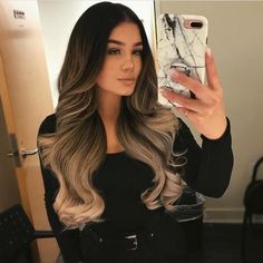 ♡ ; Pinterest : @ XOkikiiii Dark Hair Blonde Tips, Balayage Hair, Gorgeous Hair, Perfect Hair