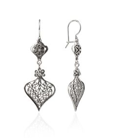 Flower Silver Dangle Earrings 925 Sterling Silver Drop Earrings Artisan Made Handcrafted Filigree Floral Earrings Women Handmade Jewelry, Leaf design earrings Material: 925 Sterling Silver (NICKEL FREE) Length and Width: 5.7cm X 2cm // 2.25 Inch X 0.78 Inch FREE, FAST AND TRACKABLE SHIPPING FOR ALL EU COUNTRIES AND USA. COMES WİTH VELVET POUCH AND LUXURY GİFT BOX. These earrings are great for a dramatic everyday look. These eye catching earrings are perfect for glam and art nouveau style. They have a round base with intricate designs going throughout. They have a leaf shape and has a stunning flower on the top earrings that add the perfect small little detailing. Comes with a gift pouch and box. This earrings, is timeless, and elegant jewelry piece is the perfect gift for Mother's Day, ann Elegant Sterling Silver Danglers As Gift, Elegant Sterling Silver Danglers For Gift, Sterling Silver Drop Earrings With Intricate Design, Artistic Sterling Silver Teardrop Earrings, Ornate Sterling Silver Teardrop Earrings For Gift, Ornate Sterling Silver Teardrop Earrings As Gift, Elegant Teardrop Sterling Silver Danglers, Elegant Silver Filigree Danglers, Elegant Silver Danglers With Filigree