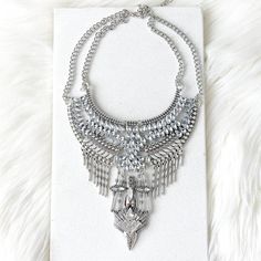 Glam Necklace, White Lace Choker, Metal Choker, Ear Jacket Earring, Boho Glam, Silver Necklace Statement, Butterfly Earrings Stud, Glam Style, Link Earrings