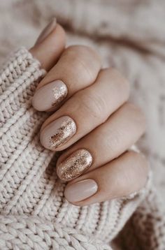 September Nails, Fall Nail Trends, Cute Gel Nails, Colorful Nail Designs, Short Nail Designs, Fall Nail Colors, Neutral Nails, Fall Nail, Chic Nails