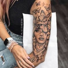 Tatuagem feminina e inspirações Delicate Tattoos For Women, Arm Sleeve Tattoos For Women, Girl Arm Tattoos, Girls With Sleeve Tattoos, Butterfly Tattoos For Women, Tattoos Women, Leg Tattoos Women