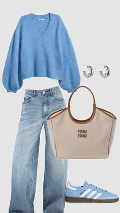 #fall #falloutfitinspo #outfitinspo #outfitaesthetic #fallgirlaesthetic Streetwear Fashion Women, Outfit Inspo Fall, Girl Falling, College Outfits, Outfits Aesthetic, Streetwear Fashion, Clothing Items, Street Wear, Outfit Inspo