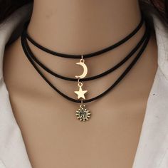 Kalung Choker, قلادات متدلية, Black Leather Necklace, Style Gothic, Wrap Necklaces, Gold Jewelry Necklace, A Necklace, Girls Jewelry