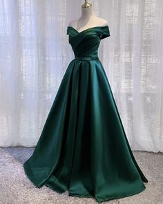 Off Shoulder Pleated Satin Prom Dresses A Line Green Evening Gowns Floor Length Robe De Soiree Simple Evening Dress, Emerald Green Prom Dress, Prom Dresses Simple, Prom Dresses Elegant, Junior Prom Dresses, Satin Evening Dresses, فستان سهرة, Green Prom Dress, Satin Prom Dress