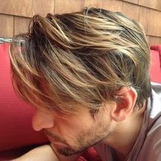 Highlights For Men Long Hair, Men Bayalage Hair, Men Dark Blonde Hair, Mens Hair Highlights Blondes, Highlighted Mens Hair, Men Long Hair Blonde Highlights, Men’s Highlights Short Hair, Mens Hair Color Ideas Highlights, Blonde Highlights Men Long Hair