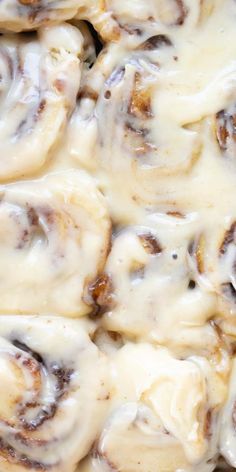 Pizza dough cinnamon rolls are an easy cinnamon roll recipe made with pizza dough, brown sugar, cinnamon, butter, and homemade cream cheese icing. use store-bought pizza dough or make your own for these gooey cinnamon rolls!