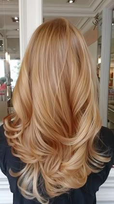 Blond With Dimension, Sunshine Blonde Hair, Honey Blonde Hair Highlights, Honey Blonde Hair Balayage, Warm Blonde Hair Color Honey, Types Of Blonde, Girlfriend Song, Gold Blonde Hair, Blonde Locs