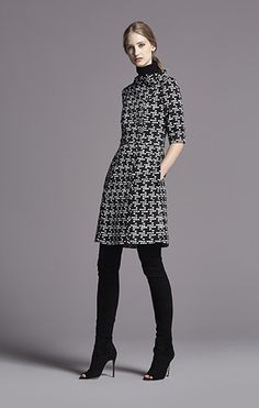 CH Colección Otoño-Invierno 2015 Mujer                                                                                                                                                                                 Mais Ch Carolina Herrera, Womens Fashion Casual Summer, Fashion Over 40, Mode Vintage, Looks Style, Carolina Herrera, Work Fashion, Look Chic, Womens Fall