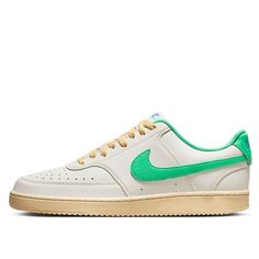 Nike Sneakers For Outdoor Use In Spring, Nike Sneakers For Outdoor Spring Activities, Classic Green Sneakers For Outdoor, Classic Green Outdoor Sneakers, Low Dunk Outfits, Dunk Outfits, Low Dunks, Nike Court Vision Low, Nike Court Vision