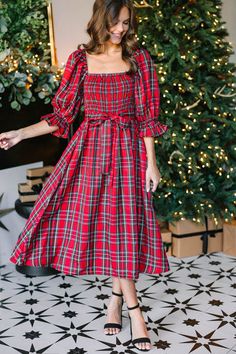 All I want for you is to be able to check out this adorable midi dress! It's so feminine and that tartan plaid print is absolutely perfect for the holiday season! This midi dress is going to look so good with heels or booties for any holiday party!    Square neckline   Smocked bust   3/4 sleeves with ... Plaid Christmas Dress, Tassels Fashion, Tartan Dress, Holiday Party Outfit, Red Tartan, Red Midi Dress, Blue Midi Dress, Affordable Clothes, Christmas Dress