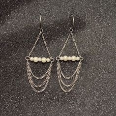 Synthetic Mini White Pearls Fish Hook-White Gold Plated Chain Is Silver Plated About 45 Mm Length Small Bead Earrings, Diy Chain Necklace, Handmade Chains, Chain Mail Earrings, Chainmail Earrings, Chainmaille Earrings, Pearl Crafts, Diy Chain, Wire Wrap Jewelry Designs