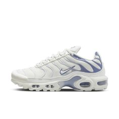 Nike Air Max Plus Women's Shoes. Nike.com Nike Tn Shoes, Nike Tn, Nike Air Max Tn, Cute Sneakers, Shoe Inspiration, Shoe Inspo, Girly Shoes, Aesthetic Shoes