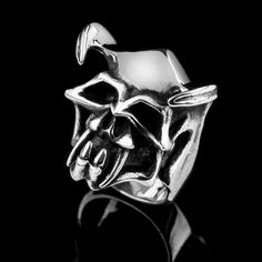 Sterling silver hand Crafted  Alien skull ring. Made by my late modeling teacher- Arye. This sterling silver ring is the heaviest of all rings- 48 gr. However, it sits perfectly on the finger. Sizes Available: 58-70 EUR /  8.5-13 US                            Other sizes might be available by request:) Unisex. Back to my shop :  www.etsy.com/shop/MrSmithJewelry More rings :  www.etsy.com/shop/MrSmithJewelry?ref=hdr_shop_menu§ion_id=18467445 ** FREE SHIPPING** *Express Door-to-Door Shipping via D Alien Skull, Jewelry Design Studio, Jewelry Gothic, Alien Design, Skull Ring, Gothic Jewelry, Rings Statement, Gift For Him, Favorite Jewelry