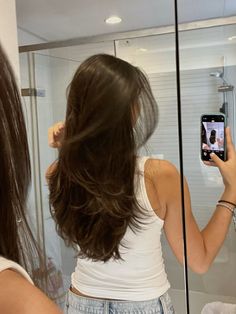 Long Brunette Hair With Face Framing Layers, U Shaped Haircut With Face Framing Layers, Long Hair U Shape Layers, U Shape Long Layers Haircut, Long Layers Styled, Brunette Haircut Ideas Layers, V Haircut With Face Framing, Long Hair With Slight Layers, Layered Hair With No Bangs