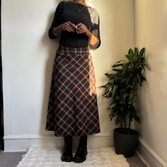 Vintage Pendleton tartan plaided skirt  Size: 10 Model is size S  Height 5'9 💛Please refer to measurements for accurate fit💛 Waist: 30" Hips: 44" Length: 33" Brand: east5th  Material: 65% Polyester-35%Rayon-lining 100% polyester  📌Please read shop policy📌 💕Ask me any questions💕 Pendleton Tartan, Tartan Pleated Skirt, Plaid Skirt, Plaid Skirts, Tartan Plaid, Pleated Skirt, Tartan, Favorite Outfit, Womens Bottoms