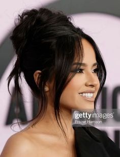 Texture Updo Wedding, Becky G Updo, Updo Hairstyles For Big Foreheads, High Bun With Curtain Bangs, Summer Bridesmaid Hair Medium Length, Casino Night Hairstyles, High Neckline Hairstyles, Becky G Hairstyles, Hair Styles For Wedding Guests