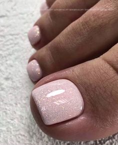 Pale Pink Pedicure, Valentine Pedicure Designs, Best Pedicure Colors, Pedicure Nail Designs, Unghie Nail Art, Toe Nail Color