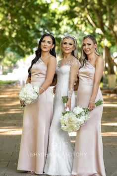 Elegant Floor Length Bridesmaid Dress Charmeuse Bridesmaid Dress, Bridesmaid Dresses Satin, Bridesmaids Dress Inspiration, Mismatched Bridesmaid Dresses, Simple Pearl, Pearl Pink, Candy Pink, Support Bras, Pink Bra