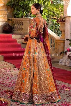 Orange Indian Outfit, Lehenga Choli For Wedding, Choli For Wedding, Pakistani Bridal Lehenga, Orange Lehenga, Bridal Mehndi Dresses, Choli Dress, Shadi Dresses, Zardosi Work