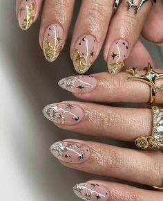 silver gold chrome graffiti hand painted nail custom press on nails/ h – NumberSea Chrome Graffiti, Prom 2k24, Sun Nails, Nail 2024, Boho Nails, Nails Gel Nails, Custom Press On Nails, Moon Nails, Blush Nails