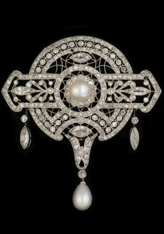 Bijoux Art Deco, Bijoux Art Nouveau, Nouveau Jewelry, Edwardian Jewelry, Art Nouveau Jewelry, Royal Jewels, Diamond Brooch, Deco Jewelry, Vintage Jewels