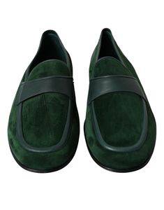 DOLCE & GABBANA Gorgeous brand new with tags, 100% Authentic Dolce & Gabbana mens velvet leather loafers dress shoes. Model: Loafers Colour: Green Material: 100% Calfskin Leather Leather outer sole Logo details Made in Italy Very exclusive and high craftsmanship Leather Loafers For Men, Emerald Velvet, Dolce Gabbana Men, Loafers Dress, Mens Leather Loafers, Loafers For Men, Shoes Model, Italian Craftsmanship, Dolce And Gabbana Man