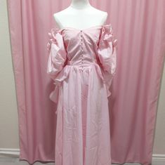 Vintage 1960s Pretty In Pink Dress (Vintage Size 10 - Fits Like A Modern Size Small) A Princess Dress That Has It All: A Lace Bodice, Buttons On The Front, Ruffled Off The Shoulder Sleeves, And A Peplum Waist. The Elastic In The Sleeves Is In Very Good Condition. There Are Satin Ribbons On The Shoulders If More Support Is Needed To Wear The Sleeves Higher. No Size Tag, But Would Fit A Size Small Based On The Measurements. All Other Marked Sizes Are Estimated. I Only Have One! Flat Measurements: Pretty In Pink Dress, Pink Princess Dress, Rococo Fashion, Off The Shoulder Sleeves, Satin Ribbons, Pink Princess, Lace Bodice, Dress Vintage, Vintage 1960s