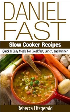 the book cover for kindle unlimted slow cooker recipes by danielle fast