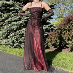 Rose From Titanic, 90s Prom Dresses, Goth Prom Dress, Y2k Prom Dress, Gothic Prom Dress, Goth Prom, 90s Prom Dress, Fall Fashion Skirts