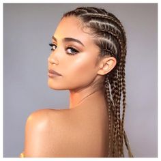 Cornrow Hairstyles White, White Girl Cornrows, Hairstyle Hairstyle, Long Face Hairstyles, Face Shape Hairstyles, Chic Hairstyles, Cornrow