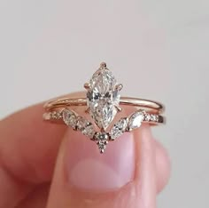 1.05 CT Marquise Moissanite Engagement Ring Set/ Marquise Engagement Ring/ 10|14K Rose Gold Ring Set/ Wedding Moissanite Ring Set/ Colorless Moissanite Ring/ Solid Gold Proposal Ring/ Ring With Wedding Band/ Propose Ring For Her/ Marquise Bridal Ring Set/ Promise Ring/ 14K Solid Gold Wedding Set/ Marquise And Round Cut Stimulated Diamond Bridal Set/ Art Deco Bridal Set/ Moissanite Solitaire Ring/ Stackable Set/ Colorless Moissanite Ring Set/ Wedding Band/ Bridal Ring Set/ Round Moissanite Engagement Ring/ Wedding Collection/ Gift For Brides/ Curved Band Wedding Ring Set ✥ 𝐌𝐚𝐢𝐧 𝐒𝐭𝐨𝐧𝐞 𝐃𝐞𝐭𝐚𝐢𝐥𝐬 ↣ Shape:  Marquise Cut ↣ Weight: 1.80 Carat (App.) ↣ Dimension: 12*6 MM (App.) ↣ Color: White ↣ Clarity: VVS ↣ Making Process: Handmade - Crafted by our experienced team ✥ 𝐒𝐢𝐝𝐞 𝐒𝐭? Engagement Ring Set, Bridal Ring, Marquise Cut, Moissanite Engagement, Moissanite Engagement Ring, Ring Set, Wedding Ring, Engagement Ring, Band