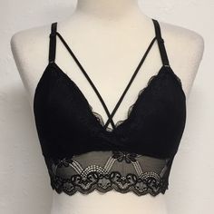 Super Sexy Lace & Strappy Front!! Scalloped Lace Trim; Plunge Neck; Pockets For Pads (Not Included); Adjustable Straps Black; One Size; See Pics For Approx. Measurements From Eden In Love, A Boutique Similar To Fighting Eel, Cookies Hawaii, Ava Sky, A-Line Hawaii, Etc. Smoke/Pet Free Home No Modeling/Trades Black Lace Bralette, Scalloped Lace, Lace Bralette, Women's Intimates, Eden, Black Lace, Bralette, Lace Trim, Adjustable Straps