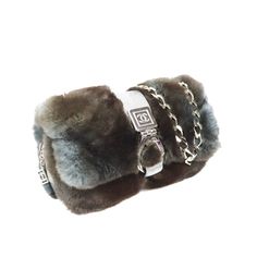 This rare Chanel shoulder bag made of rabbit fur was a limited edition. It is supplemented with silver hardware and gray textile details. The interior is lined with canvas. Chanel Flap Bag, Fur Bag, Chanel Shoulder Bag, Gold Ounce, Rabbit Fur, Flap Bag, Prada Bag, Silver Hardware, Limited Editions